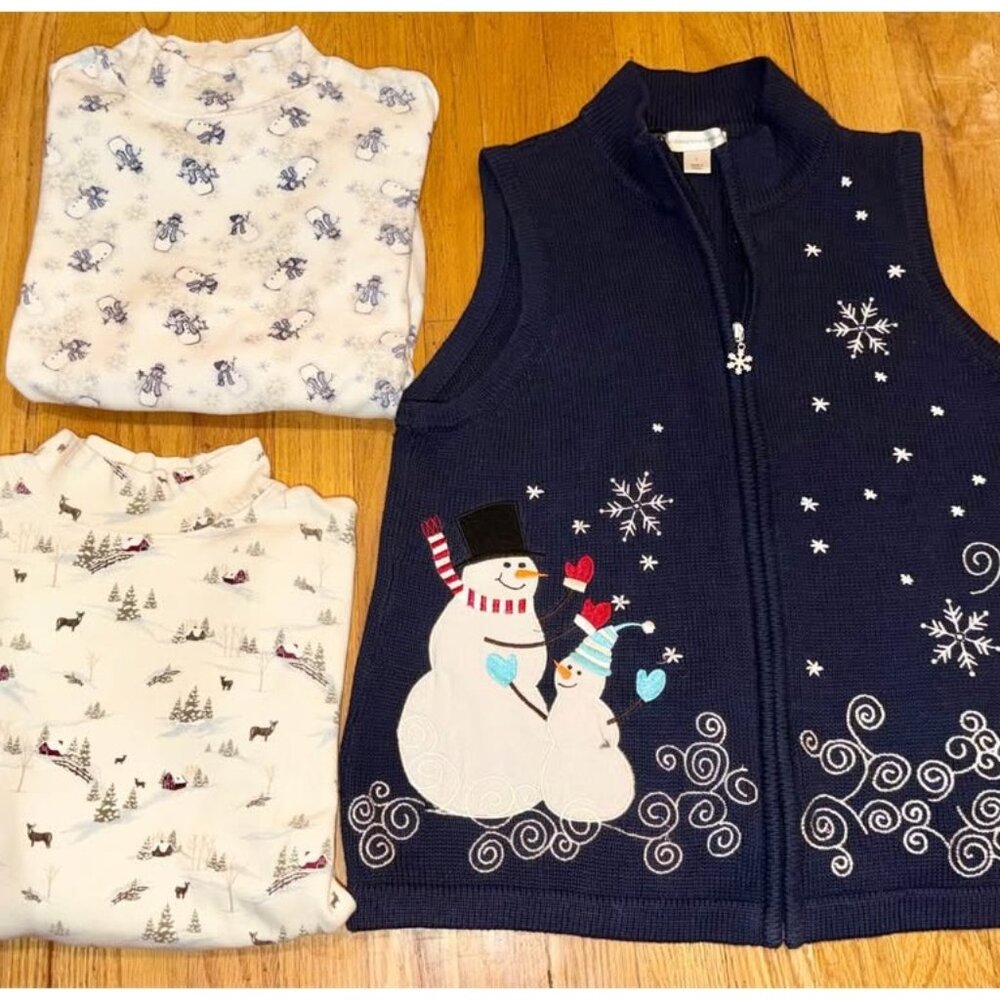 90s Christmas Vest and Turtle neck bundle. Womens large.